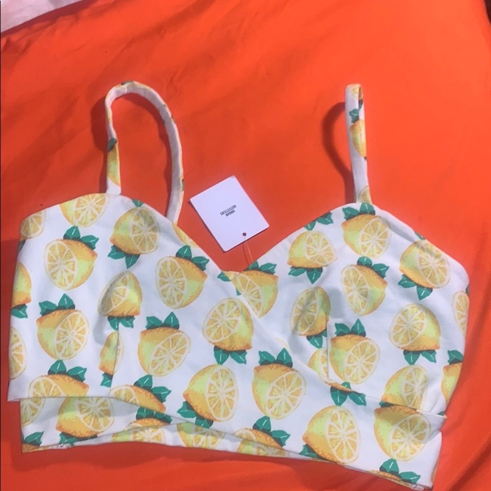 Wrap style lemon print crop top